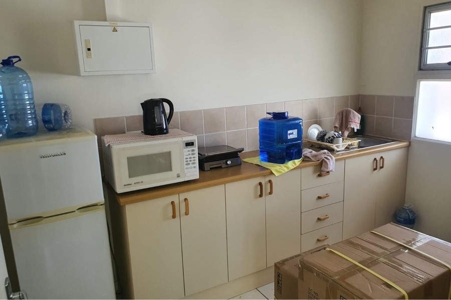 To Let commercial Property for Rent in Newton Park Eastern Cape